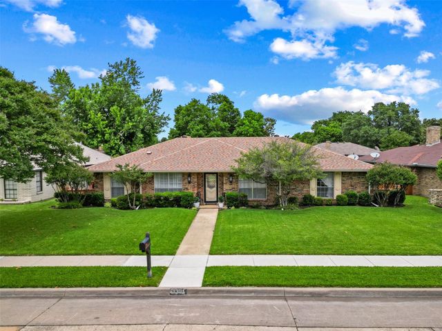 3301 Canterbury Dr — Huntington Park Add