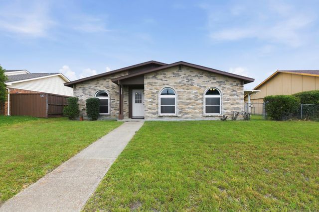 2909 Flagstone Dr — Apollo Estates