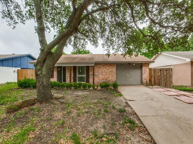 1502 Deepwood Dr — Northlake Estates