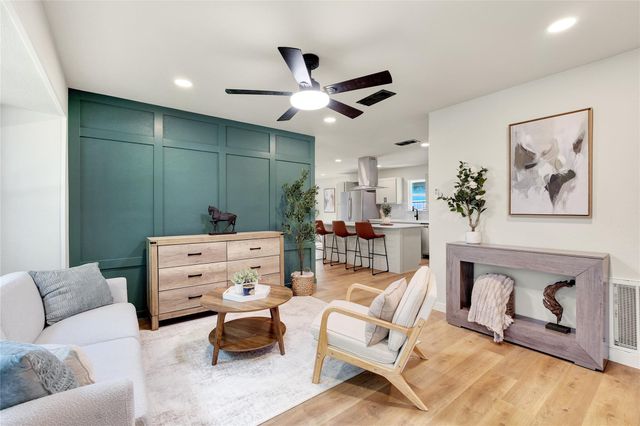 203 Broad St — Wilcox Add