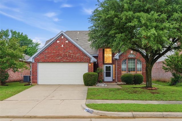 12917 Honey Locust Cir — Stone Wood Add