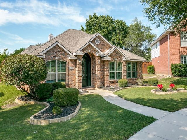 4705 Carolwood Dr — Wellington Run I