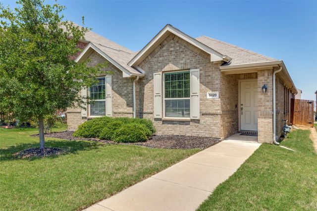 5820 Fir Tree Ln — Primrose Xing Ph 1d