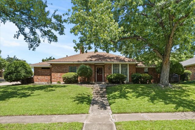 1601 Fairway Cir — Country Club Park Estates