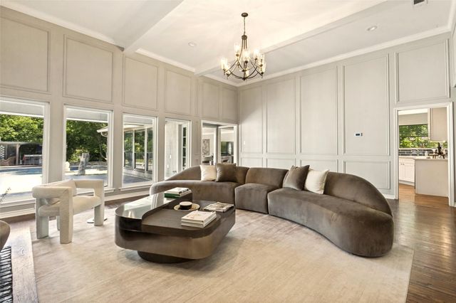 10030 Woodlake Dr — Woodbridge 01 02 Rep