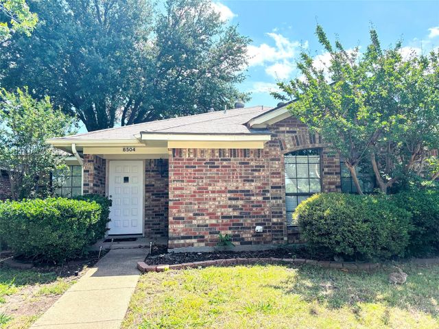 8504 Holly St — Hickory Hills Add