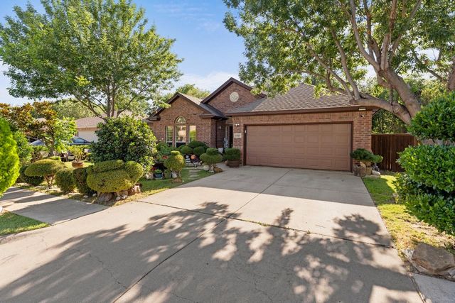1025 Pearson St — Alexander Place