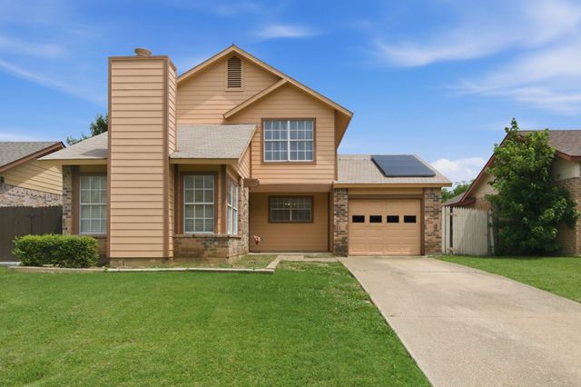 4645 Waterway Dr N — Huntington Village Add