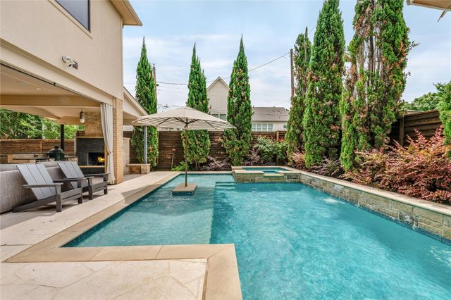 6910 Huff Trl — Lakewood North Estates