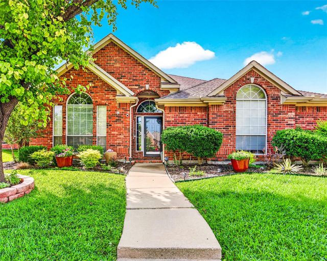 6005 Pin Oak Dr — Autumn Ridge