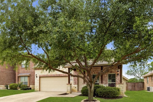 1126 Katelyn Ct — Wood Creek Estates
