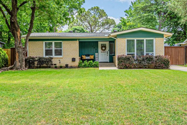120 E Scotland Dr — Nichols Park 01