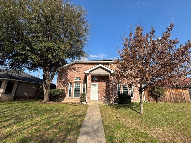 805 Hillbrooke Dr — Stonebrook Estates Add