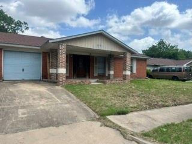 3201 Sanders Dr — Western Heights 02