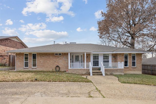 9740 Dartridge Dr — White Rock North