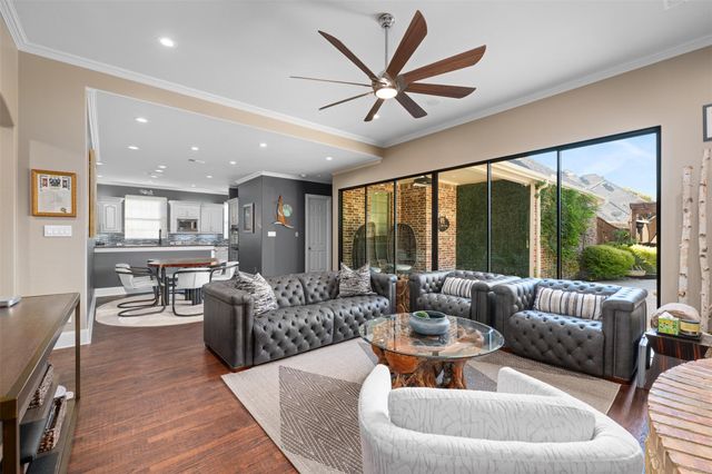 5115 Shoreline Dr — Starwood Ph Four Village 13