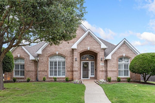 10300 Hunter Run — Hillcrest Estates Ph I