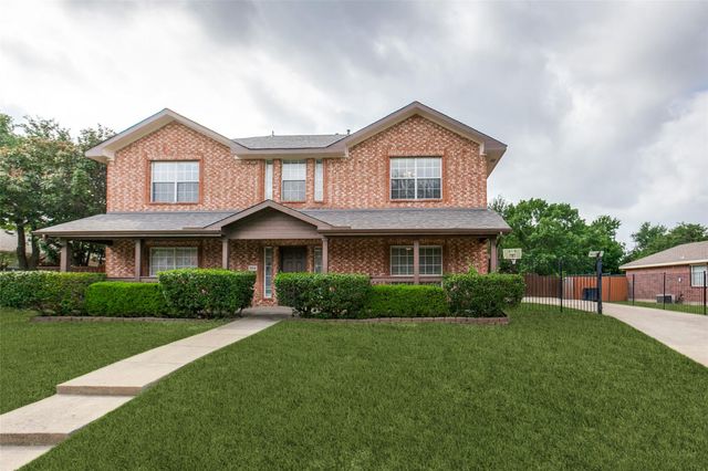 304 Elizabeth Trl — Windy Hill Farms Ph 5