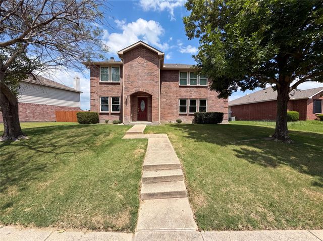 2904 Lake Vista Dr — Pheasant Creek Add Ph 1