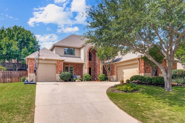 4305 Loch Haven Ct — Clifton Park