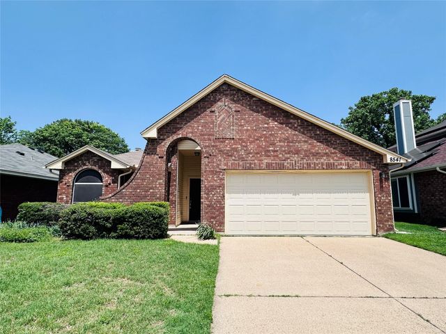 8541 Mystic Trl — River Trails Add