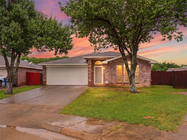 9307 Crimnson Ct — Teagarden Place