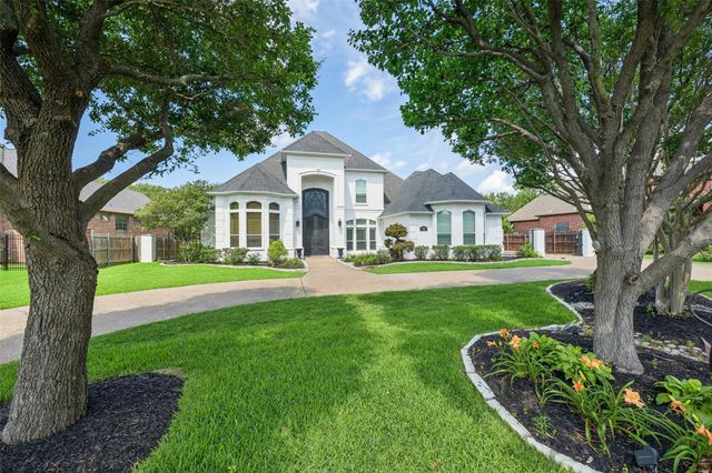 920 Independence Pkwy — Monticello Estates