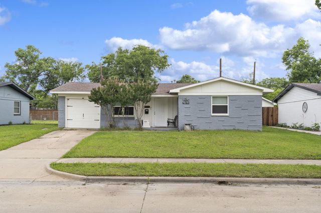 517 Hardy Dr — Monica Park 04