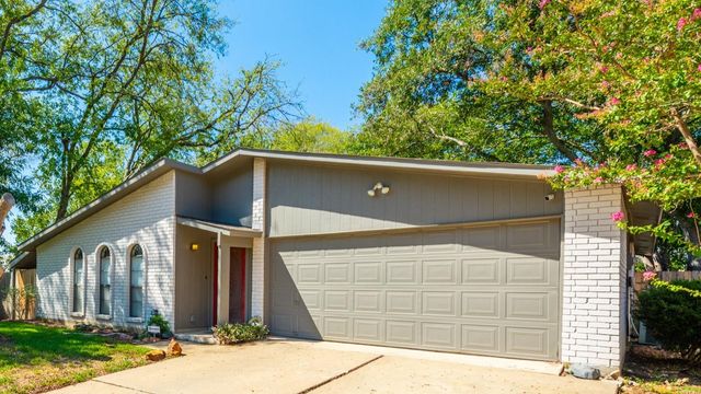 7228 Timber Trl — Camelot Increment 2 Fort Worth