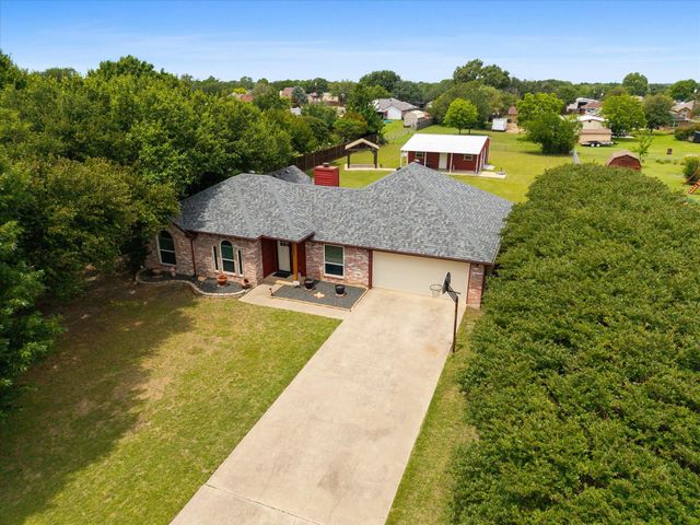 303 Anita Ln — High Point Ests-Rev