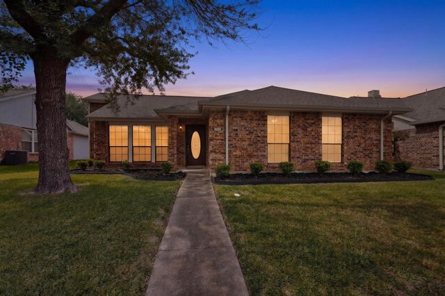 4413 Seville Ln — Seville Add Of The Highlands Ph I