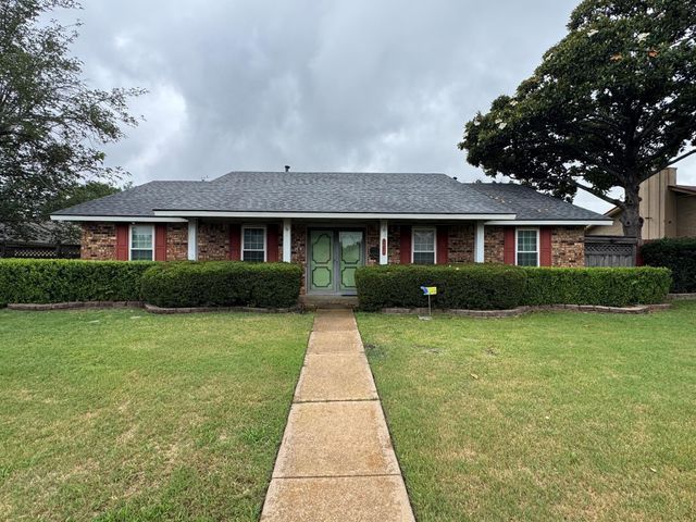 3818 Twin Falls St — Northwest Park 05