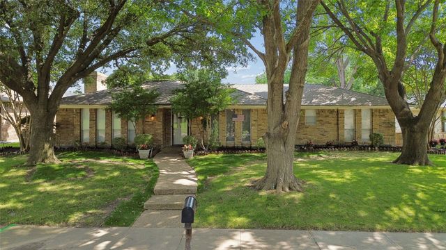 2708 Downing Dr — Parker Road Estates West 1-W