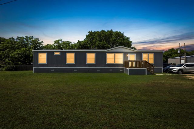 101 Syble Jean Dr — Carpenters Mobile Acres