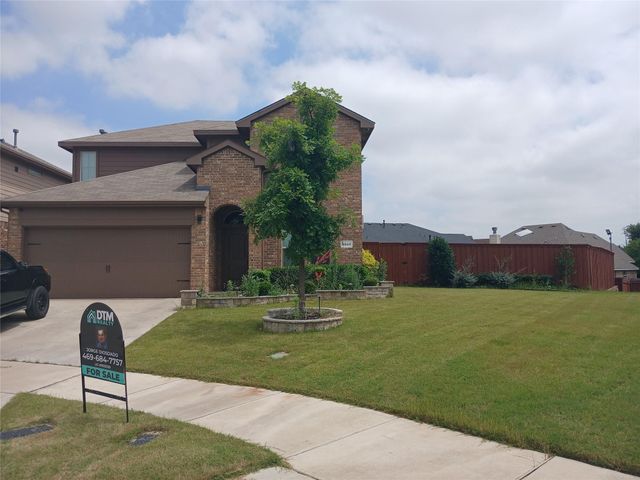 8045 Ballater Dr — Glenwyck