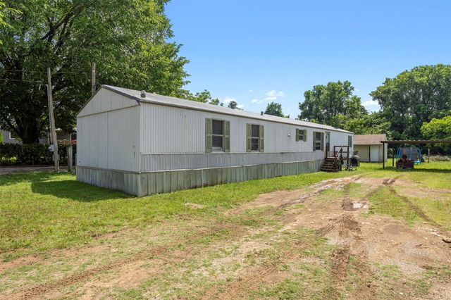 105 Syble Jean Dr — Carpenters Mobile Acres
