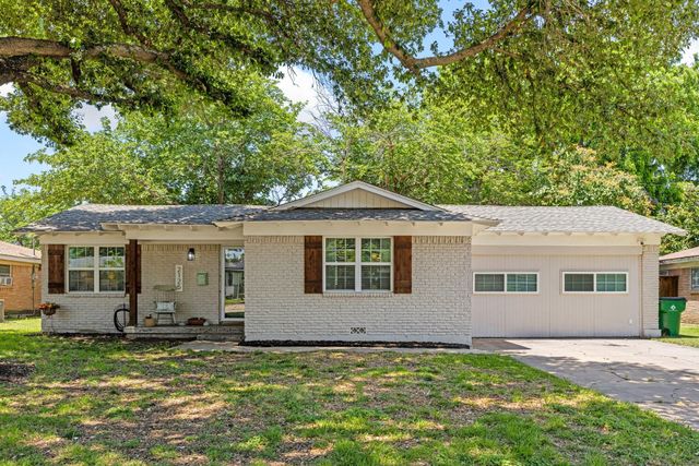 2125 Elton Rd — Oakridge Haltom City
