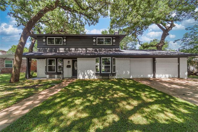 426 Little John Dr — Sherwood Forest 01