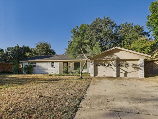 6909 Valhalla Rd — Ridglea Hills Add
