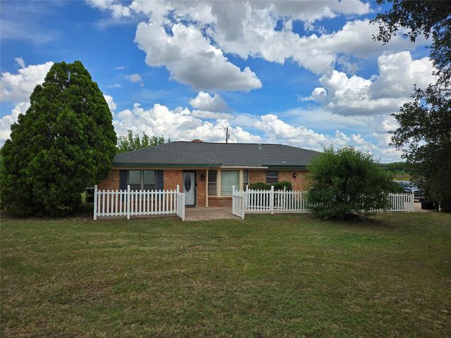 3701 Caldwell Rd — NONE
