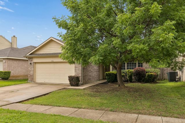 5116 Meridian Ln — Tarrant Park Vista Add