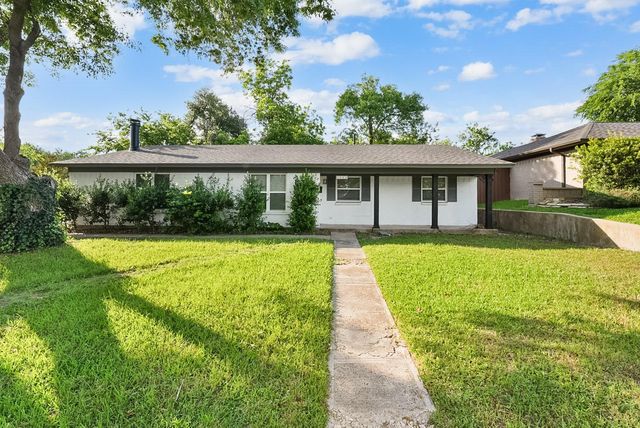 1425 Oakhill Dr — Dallas North Estates Fifth Instl