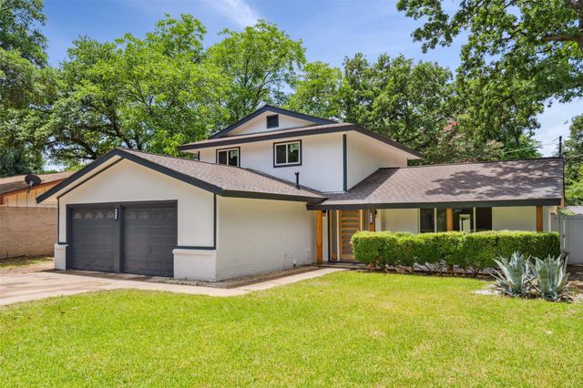 604 Buffalo Dr — Woodland West Add