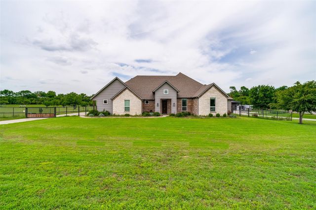 1013 Finney Dr — Silver Sage Farms Ph