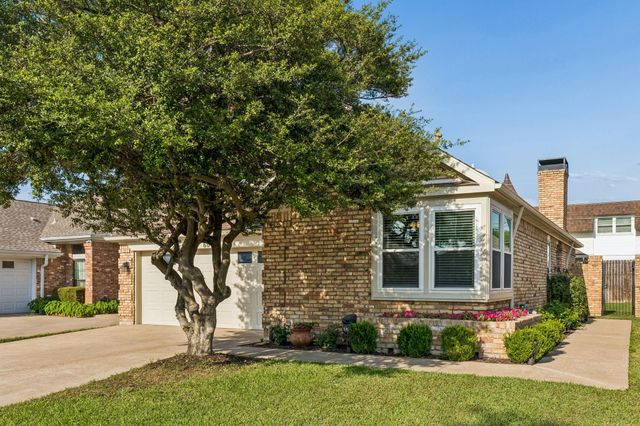 604 Shalamar Pl — Maykus Village