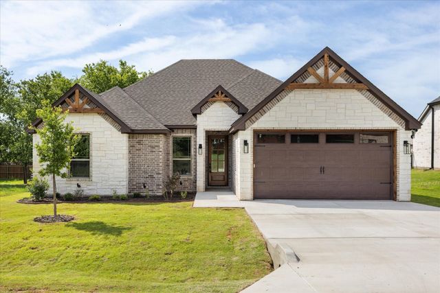 2209 Snake River Dr — Canyon Creek
