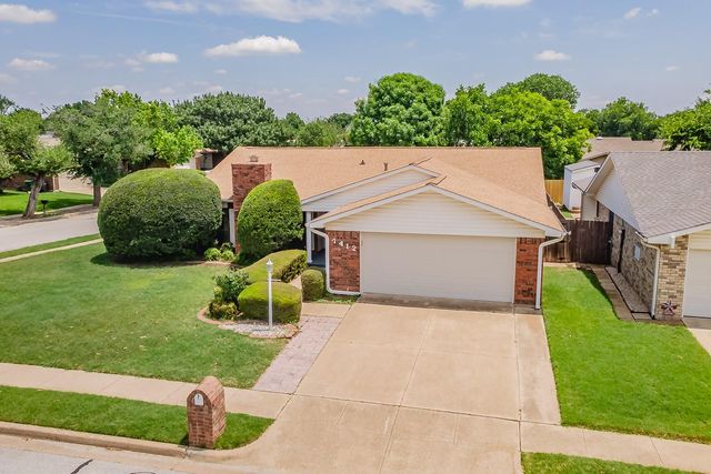 7412 Engleman Ct — Summerfields Add