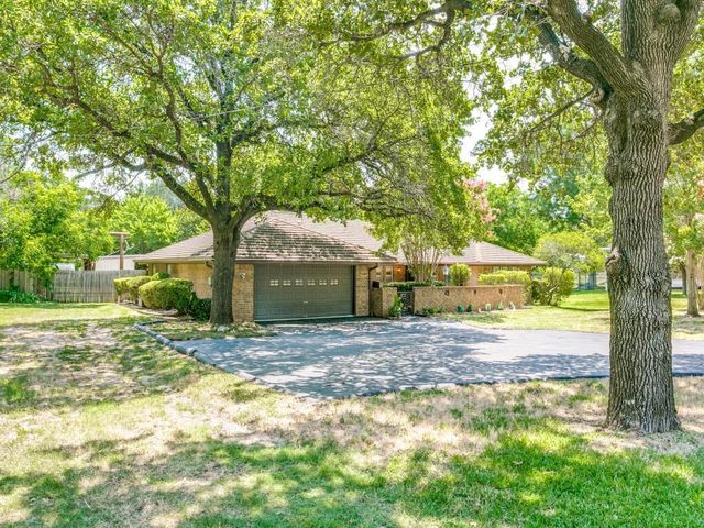 1132 N Irving Heights Dr — JOHN C READ