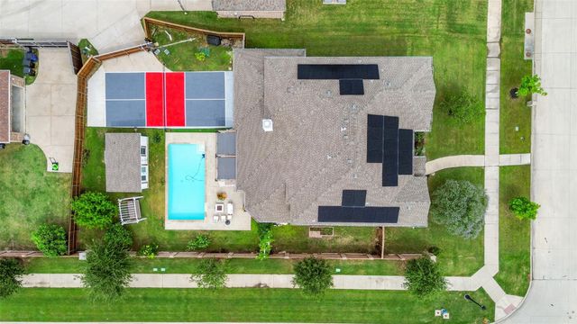 12222 Bridgeport Dr — Ridgeview At Panther Creek Ph 3