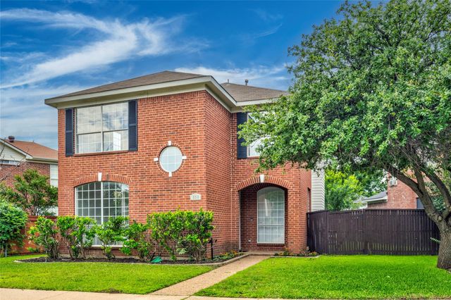 559 Raintree Cir — Raintree Village